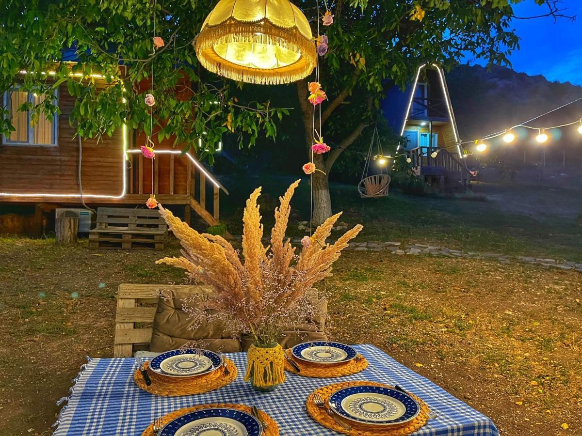 Teo'S Cottages Dedoplis Tskaro Zewnętrze zdjęcie